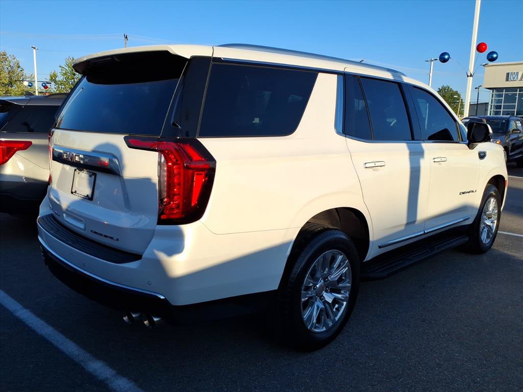 Used 2023 GMC Yukon Denali AWD/4WD image 4