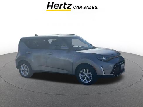 Used 2025 Kia Soul LX w/ LX Technology Package image 1