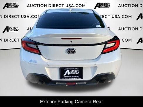 Used 2022 Toyota GR86 Premium RWD image 5