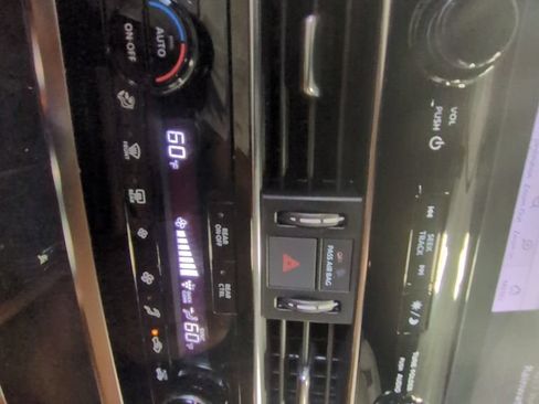 Used 2023 INFINITI QX80 Sensory w/ Cargo Package AWD/4WD image 17