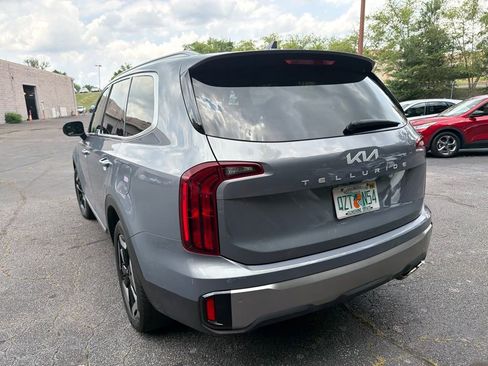 Used 2025 Kia Telluride S FWD image 8