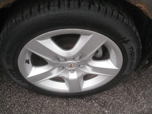 Used 2011 Chevrolet Malibu LS image 26