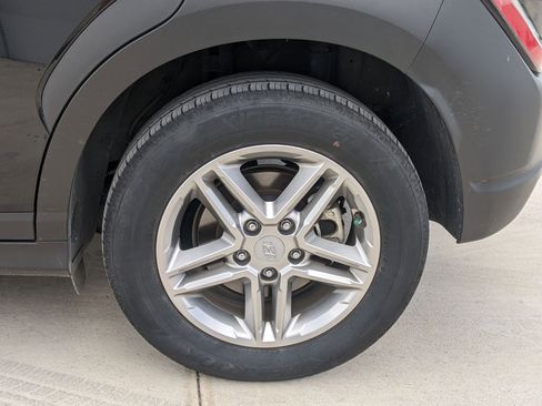 Used 2023 Hyundai Kona SE w/ Cargo Package image 29