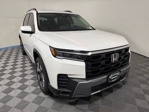 Used 2026 Honda Pilot Elite image 7