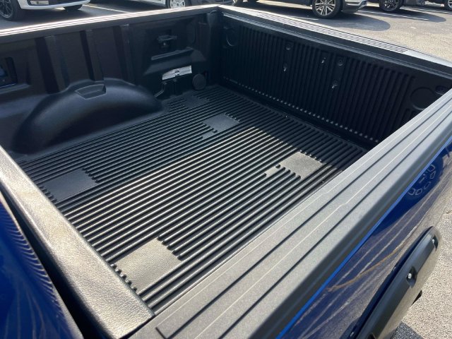Used 2017 Ford F150 XLT w/ Equipment Group 301A Mid AWD/4WD image 12