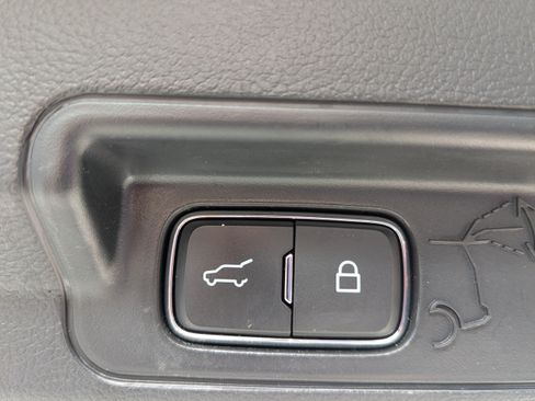 Used 2024 Ford Explorer XLT w/ Equipment Group 202A AWD/4WD image 14