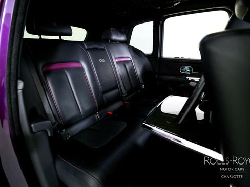 Used 2020 Rolls-Royce Cullinan Black Badge AWD/4WD image 29