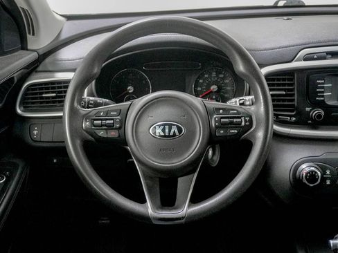 Used 2017 Kia Sorento AWD image 22