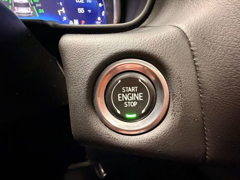 Used 2022 Chevrolet Tahoe Z71 image 34