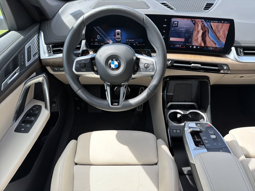 Used 2025 BMW X1 xDrive28i AWD/4WD image 18