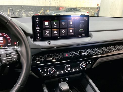 Used 2024 Honda Accord Touring image 9