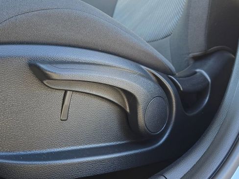 Certified 2026 Kia Seltos LX image 25