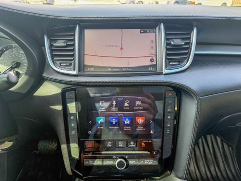 Used 2019 INFINITI QX50 Essential w/ Premium Audio Package FWD image 11