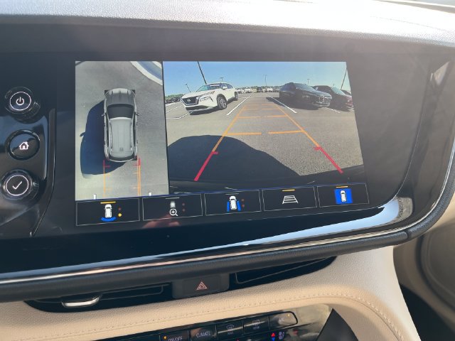 Used 2023 Buick Envision Avenir AWD/4WD image 18