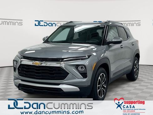 Used 2024 Chevrolet TrailBlazer LT w/ Driver Confidence Package FWD image 1