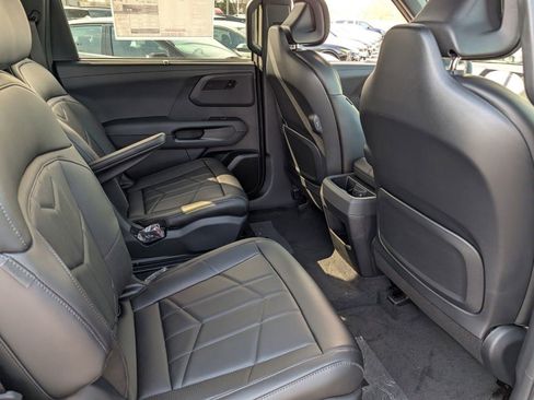 New 2027 Kia Telluride SX X-Line image 32