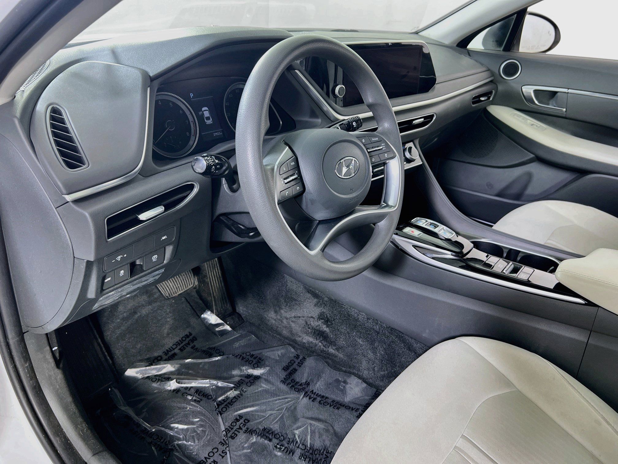 Used 2023 Hyundai Sonata SEL FWD image 9
