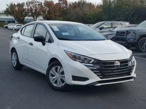 New 2025 Nissan Versa S image 16