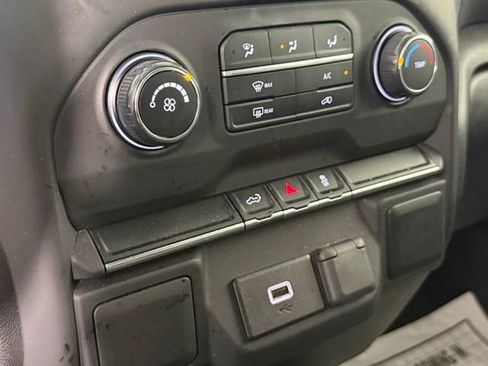 Used 2020 Chevrolet Silverado 1500 Custom w/ Custom Value Package AWD/4WD image 21