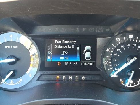 Used 2017 Ford Fusion SE image 22