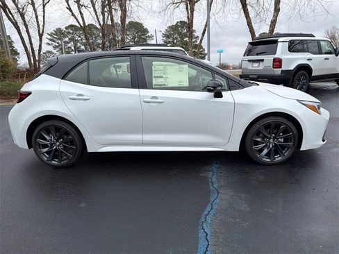 New 2026 Toyota Corolla XSE image 2