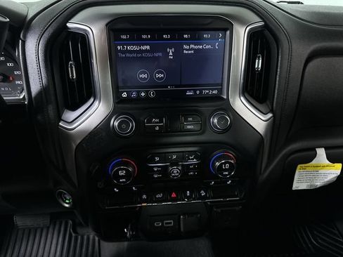 Used 2019 Chevrolet Silverado 1500 LT w/ Texas Edition AWD/4WD image 13