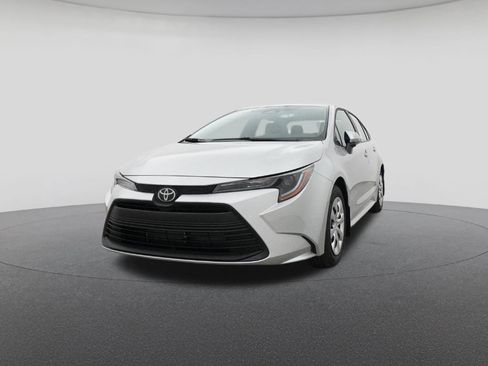 New 2026 Toyota Corolla LE image 32