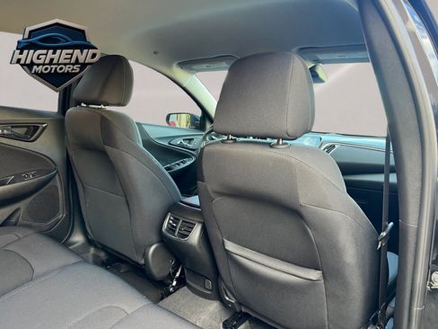 Used 2025 Chevrolet Malibu LT image 16