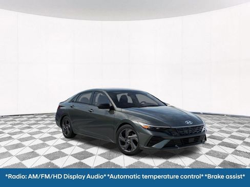 New 2026 Hyundai Elantra Sport image 2