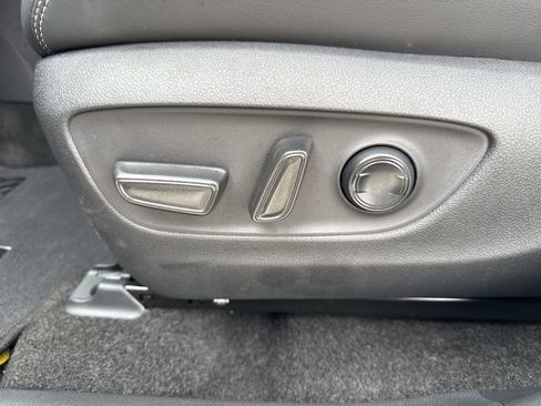 Used 2025 Toyota RAV4 XLE Premium w/ Weather Package AWD/4WD image 14