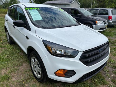 Used 2019 Ford Escape S FWD image 3