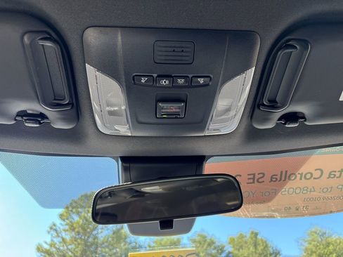 Used 2022 Toyota Corolla SE image 21