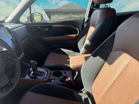 Used 2025 Subaru Forester Touring image 6