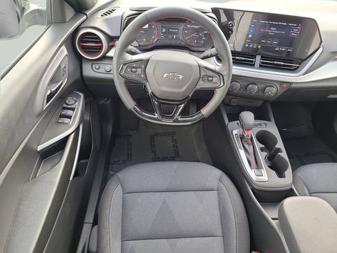 New 2026 Chevrolet Trax RS FWD image 17