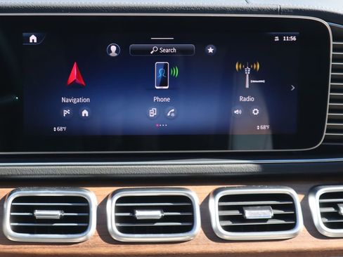 New 2025 Mercedes-Benz GLS 450 4MATIC image 15