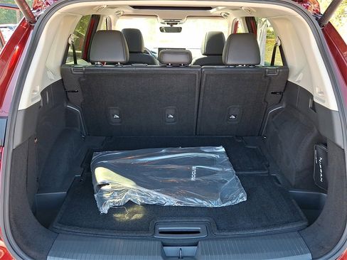 Used 2024 Nissan Rogue Platinum image 28