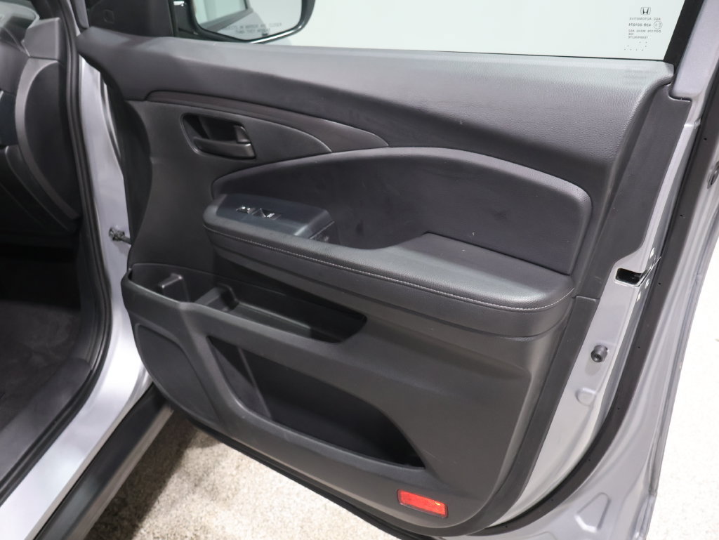 Used 2023 Honda Passport EX-L image 26