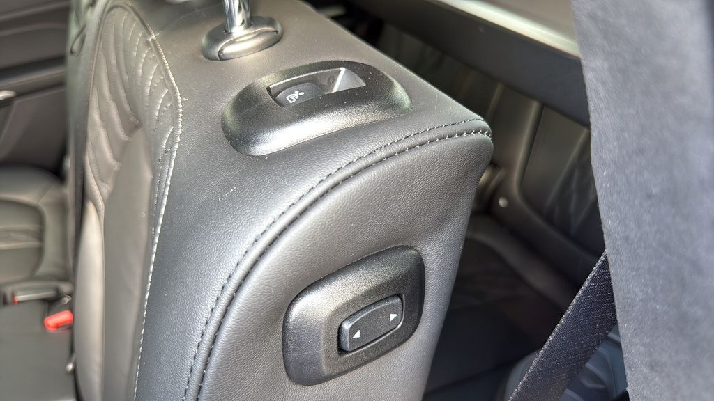 Used 2026 BMW X7 M60i AWD/4WD image 31