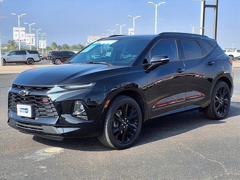 Used 2021 Chevrolet Blazer RS w/ Enhanced Convenience Package image 3