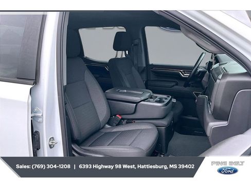 Used 2024 Chevrolet Silverado 1500 RST RWD image 6