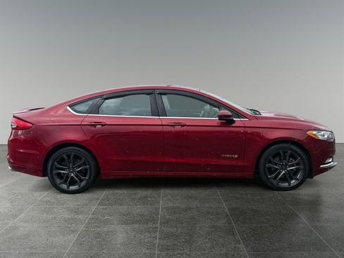 Used 2018 Ford Fusion SE w/ Equipment Group 601A image 7