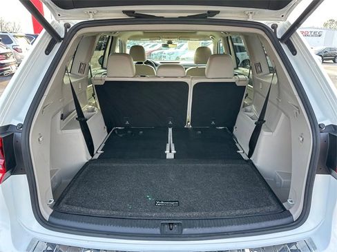 Used 2019 Volkswagen Atlas SE image 30