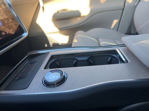 New 2025 Volvo EX90 Ultra w/ Protection Package Premier image 35