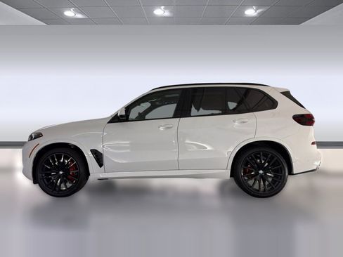 Used 2026 BMW X5 xDrive40i w/ M Sport Package AWD/4WD image 2