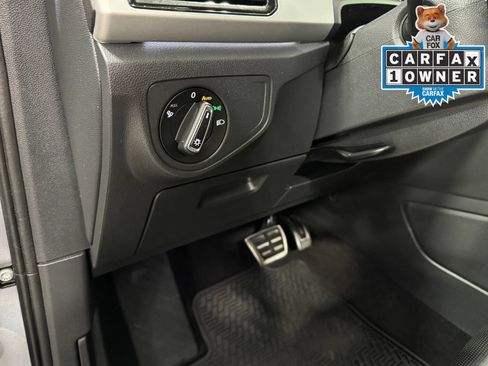 Used 2022 Volkswagen Atlas SEL Premium AWD/4WD image 19