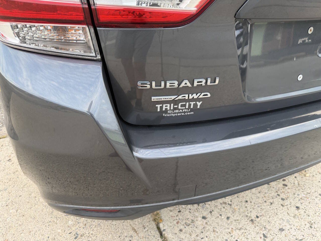Used 2018 Subaru Impreza 2.0i AWD/4WD image 30