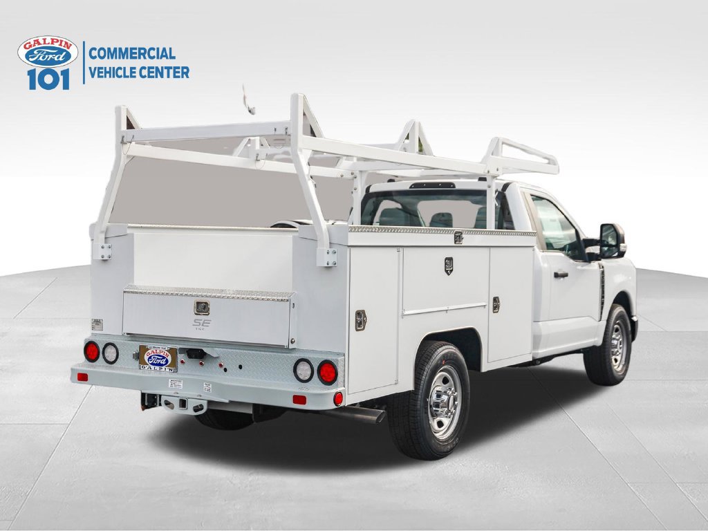 New 2025 Ford F350 XL w/ XL Chrome Package RWD image 4
