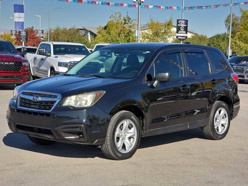 Used 2018 Subaru Forester 2.5i image 5