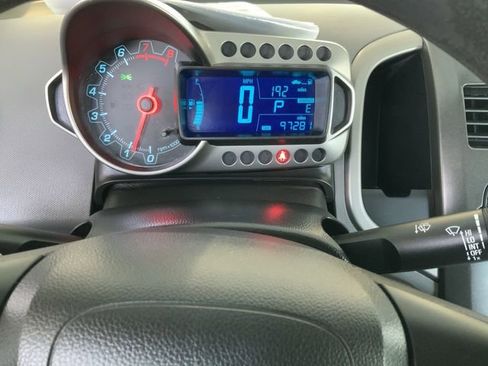 Used 2015 Chevrolet Sonic LT image 20