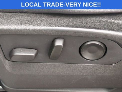 Used 2021 Chevrolet Tahoe Z71 w/ Z71 Off-Road Package image 31